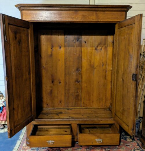 Eichenschrank, massiv, Biedermeier
