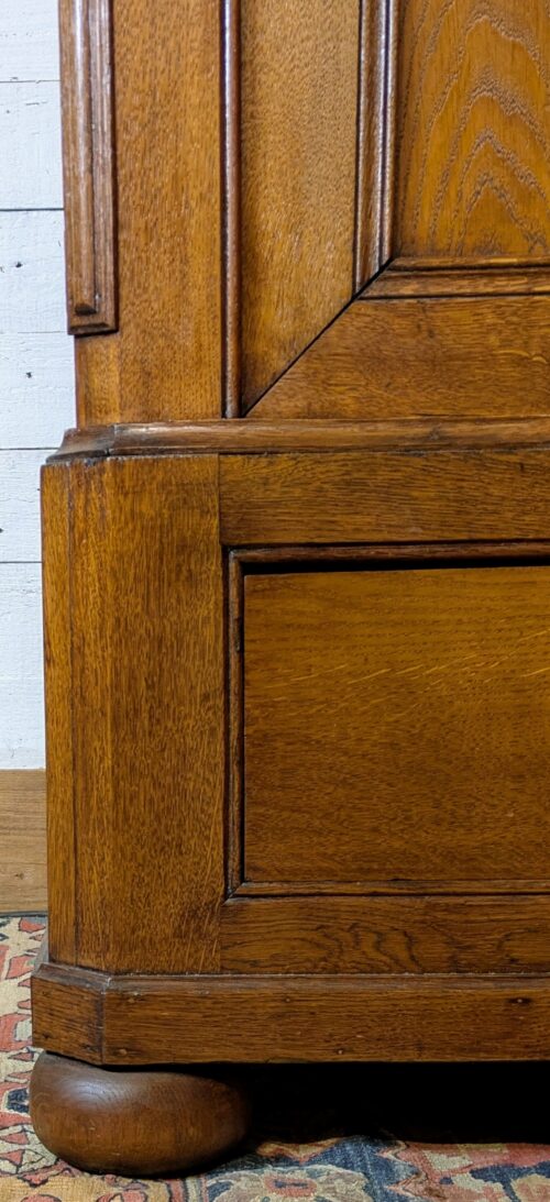 Eichenschrank, massiv, Biedermeier