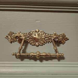 Weichholzschrank, Gründerzeit, salbeigrün – Bild 8