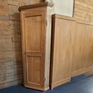 Eckschrank, Weichholz, Biedermeier