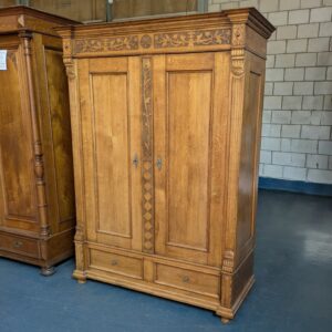 Eichenschrank, massiv, Gründerzeit